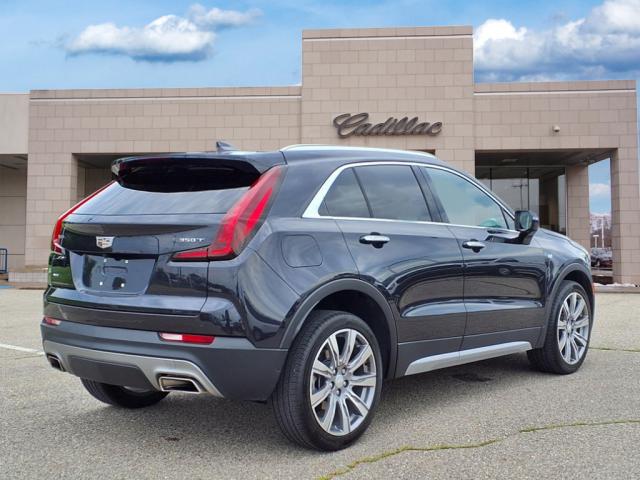 2023 Cadillac XT4 Premium Luxury