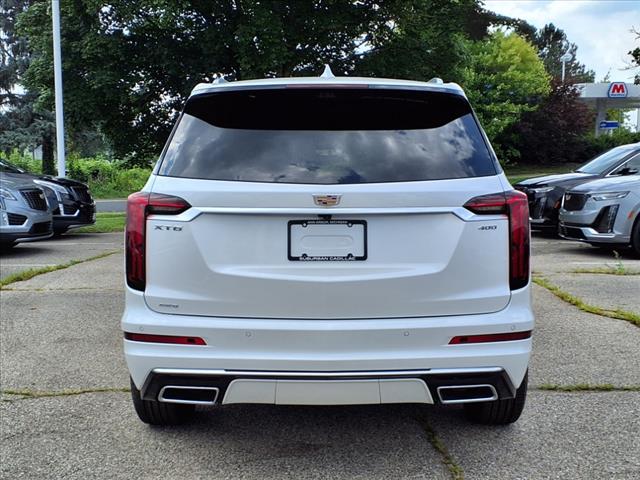 2025 Cadillac XT6 Premium Luxury