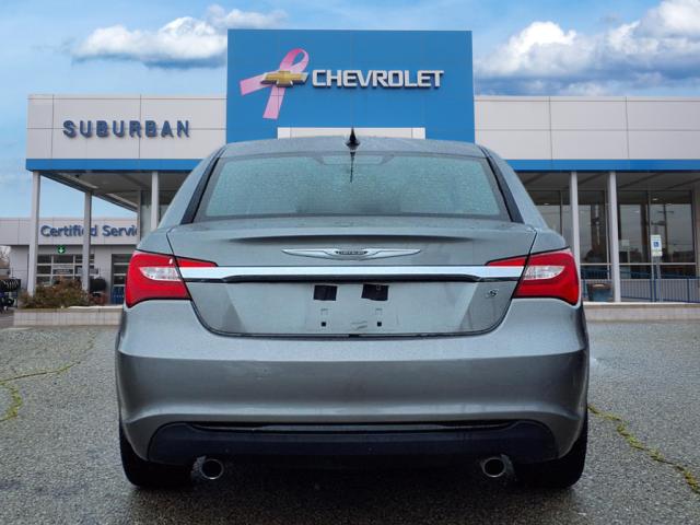 2012 Chrysler 200 S