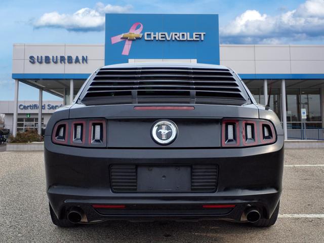 2014 Ford Mustang V6