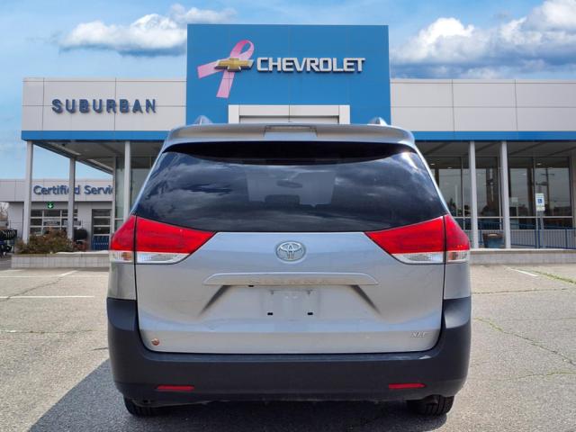 2011 Toyota Sienna XLE 8-Passenger