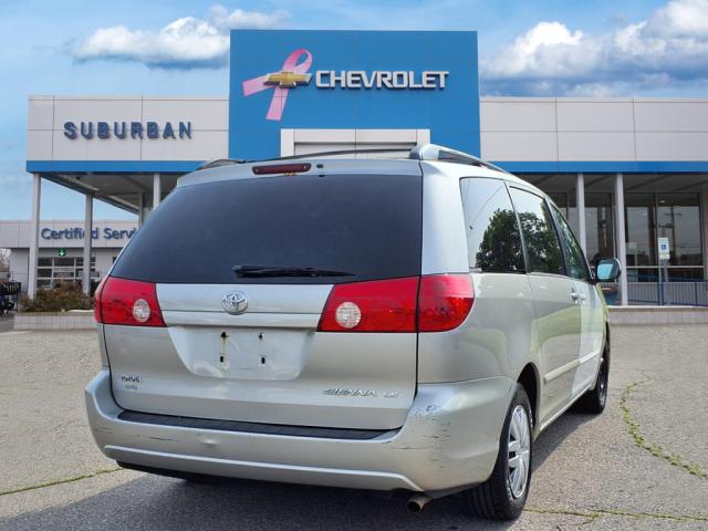 2008 Toyota Sienna LE 7-Passenger