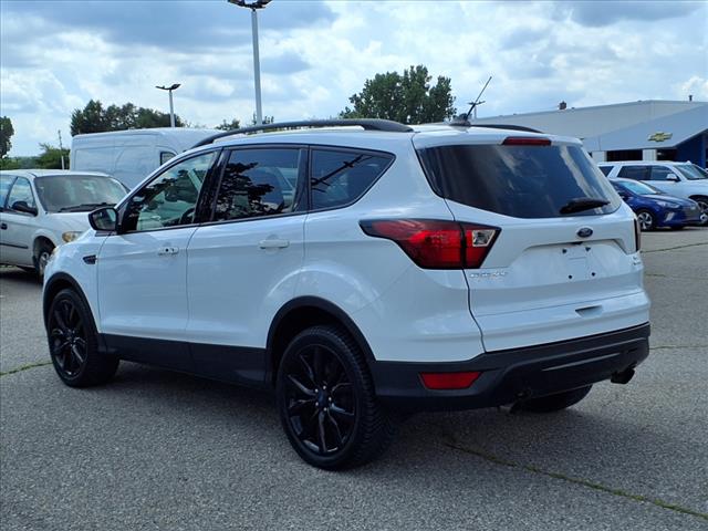 2019 Ford Escape SE