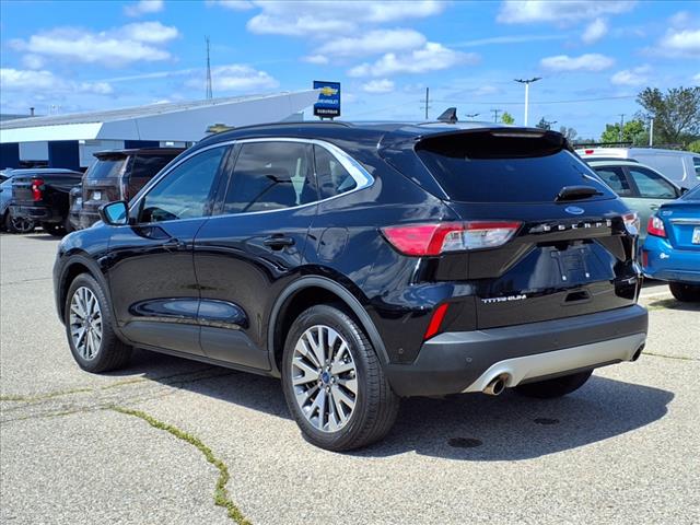 2021 Ford Escape Hybrid Titanium