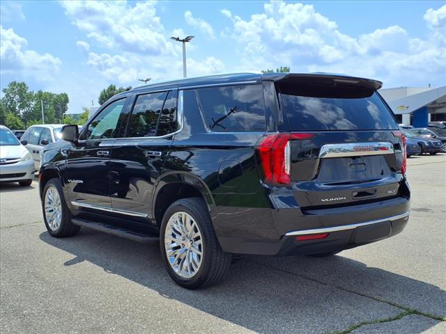 2023 GMC Yukon SLT