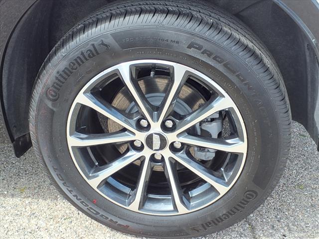 2025 Cadillac XT4 Sport