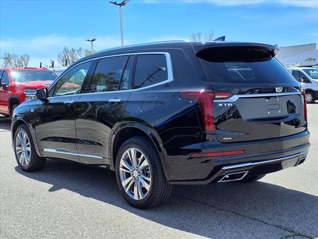 2023 Cadillac XT6 Premium Luxury