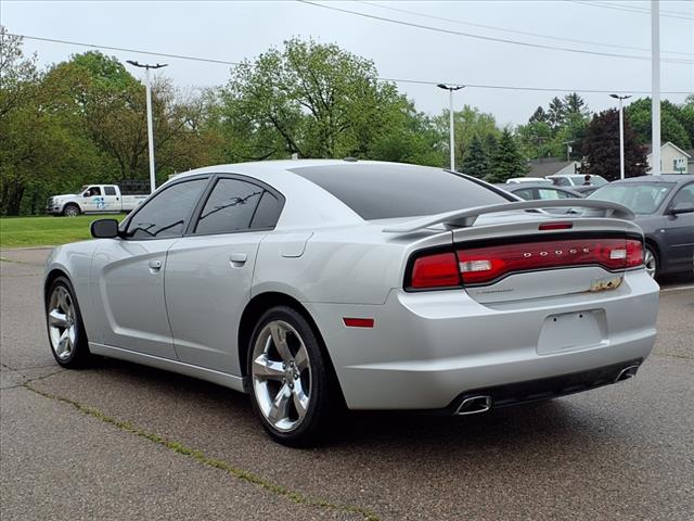 2012 Dodge Charger SXT