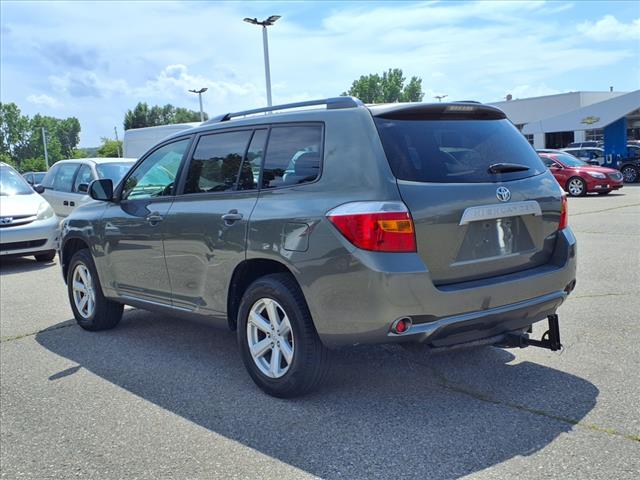 2010 Toyota Highlander Base