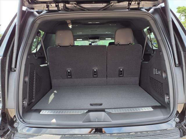 2025 Chevrolet Suburban RST