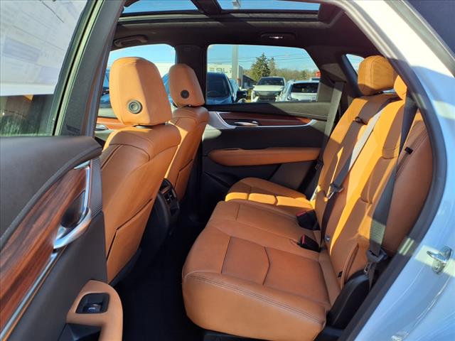 2025 Cadillac XT5 Premium Luxury