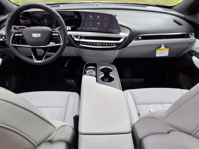 2025 Cadillac LYRIQ Sport 1