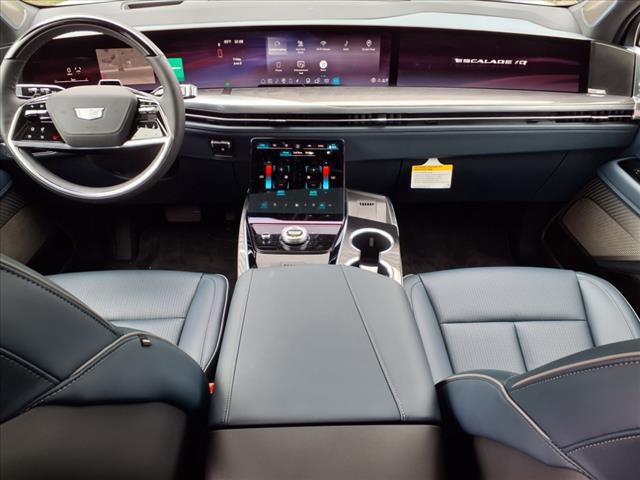 2025 Cadillac Escalade IQ Sport 2