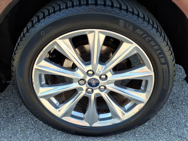 2017 Ford Edge Titanium