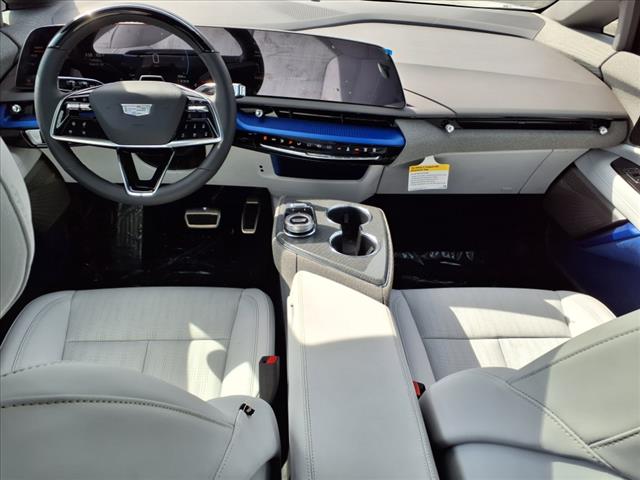 2025 Cadillac OPTIQ Sport 2