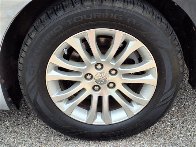 2011 Toyota Sienna XLE 8-Passenger