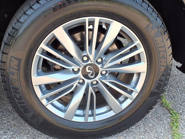 2021 INFINITI QX80 Luxe