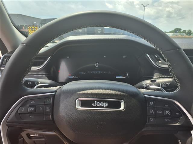 2024 Jeep Grand Cherokee L Laredo