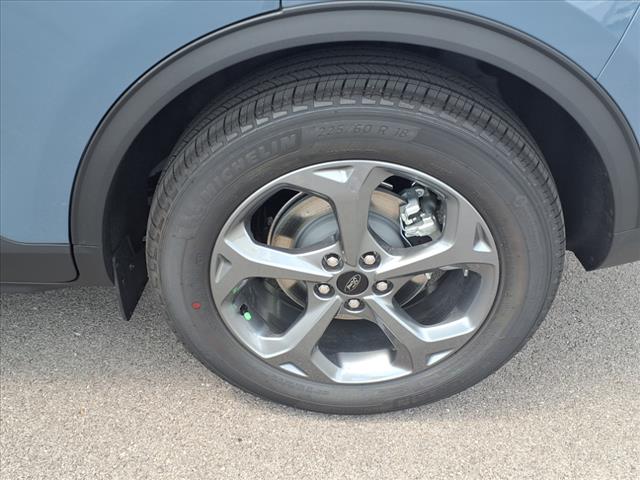 2025 Ford Escape Hybrid ST-Line