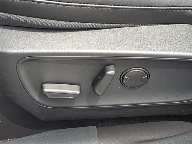 2025 Ford Escape Hybrid ST-Line Select