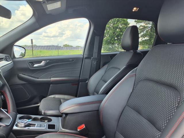 2025 Ford Escape Hybrid ST-Line