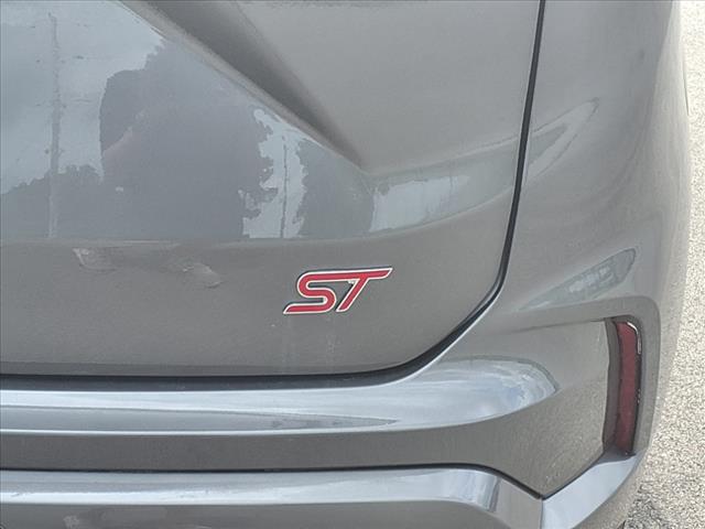 2023 Ford Edge ST
