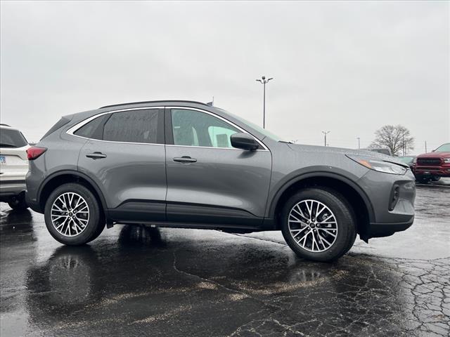 2025 Ford Escape Plug-In Hybrid PHEV