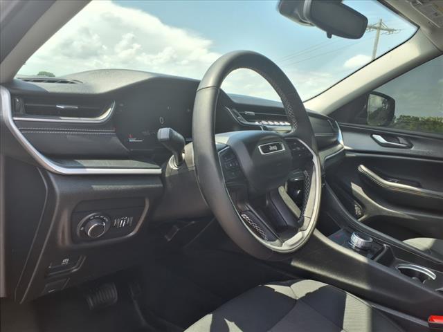 2024 Jeep Grand Cherokee L Laredo