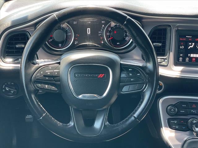 2021 Dodge Challenger SXT RWD