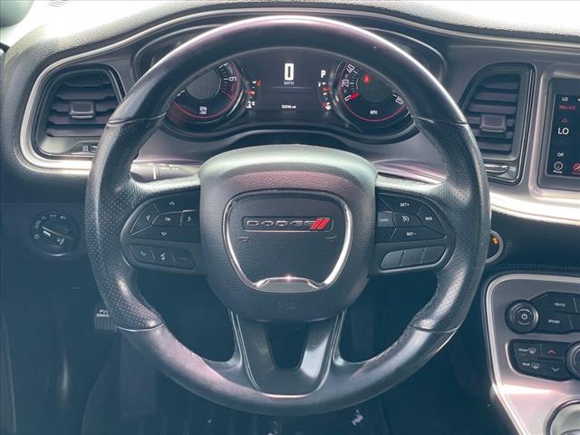 2020 Dodge Challenger SXT RWD