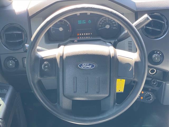 2012 Ford F-350 Super Duty 4WD CREW CAB 156  XL