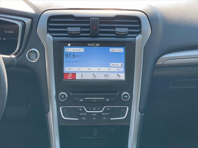 2017 Ford Fusion SE FWD
