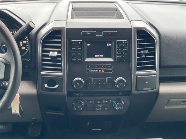2017 Ford F-150 XLT 2WD SUPERCREW 5.5 BO