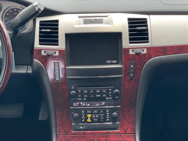 2011 Cadillac Escalade 2WD 4DR BASE
