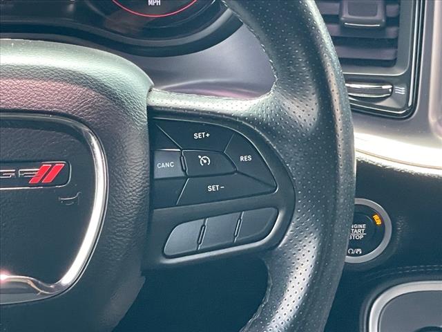 2020 Dodge Challenger SXT RWD
