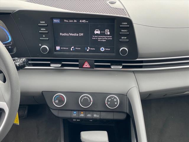 2024 Hyundai ELANTRA SE IVT