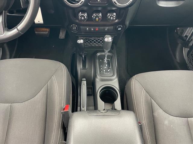 2015 Jeep Wrangler Unlimited 4WD 4DR SAHARA