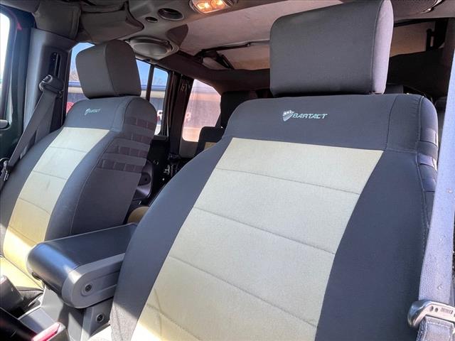2010 Jeep Wrangler Unlimited 4WD 4DR SPORT