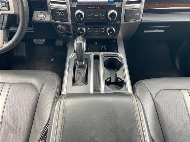 2016 Ford F-150 4WD SUPERCREW 145  PLATIN