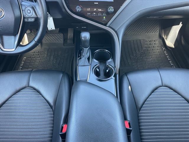 2020 Toyota Camry SE AUTO