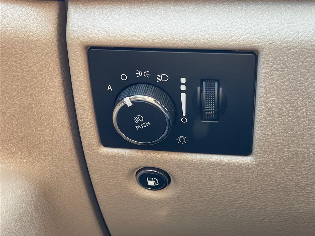 2022 Jeep Grand Cherokee WK Laredo E - Photo 15