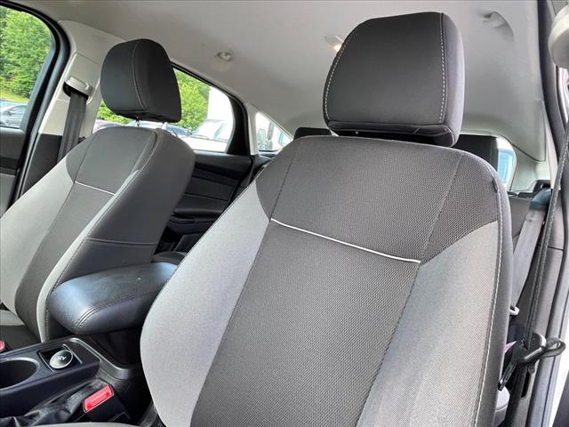 2014 Ford Focus 5DR HB SE