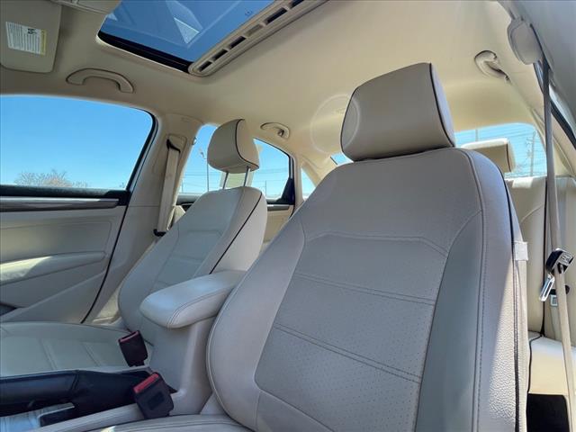 2018 Volkswagen Passat 2.0T SE AUTO