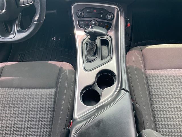 2020 Dodge Challenger SXT RWD