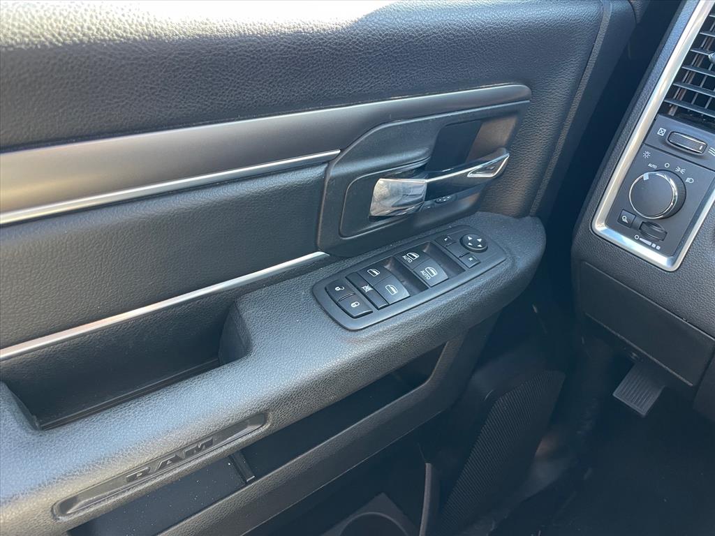 2024 RAM Ram 1500 Classic Warlock - Photo 16