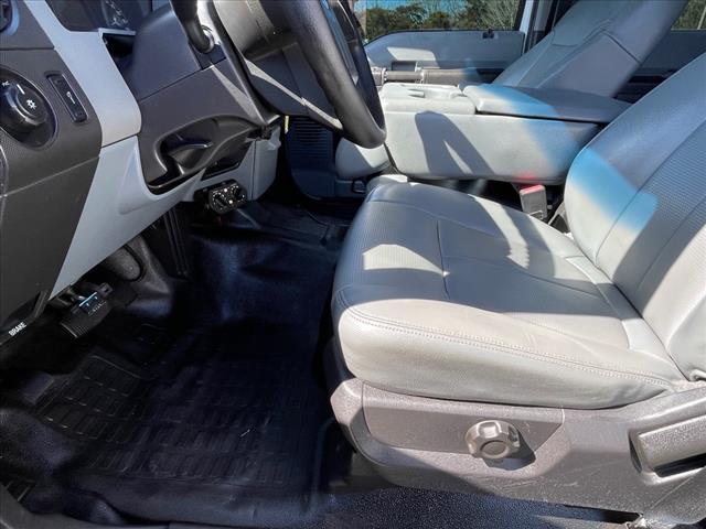2012 Ford F-350 Super Duty 4WD CREW CAB 156  XL