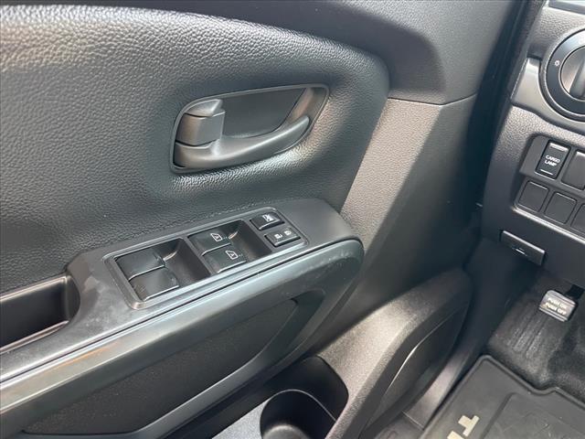 2021 Nissan Titan 4X4 CREW CAB S
