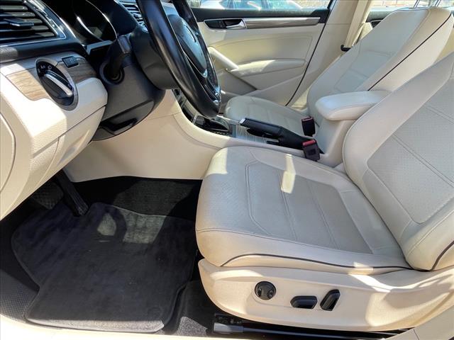 2018 Volkswagen Passat 2.0T SE AUTO