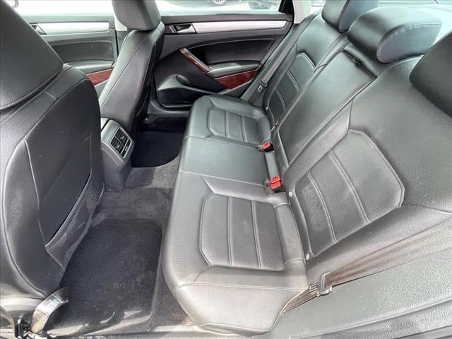 2013 Volkswagen Passat 4DR SDN 2.0L DSG TDI SE W