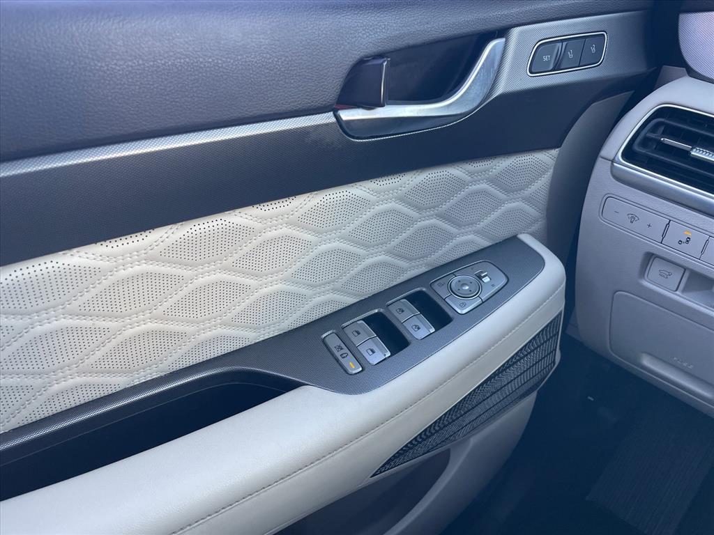 2020 Hyundai Palisade Limited - Photo 17